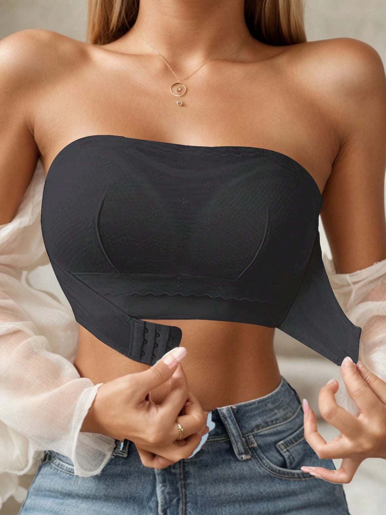 Seamless Non-Slip Strapless Plus Size Bustier Bra Black