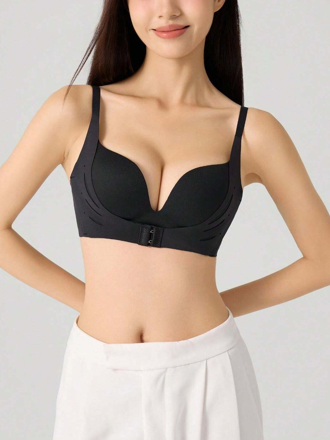 Front-Closure Seamless Push-Up Breathable Bralette Black