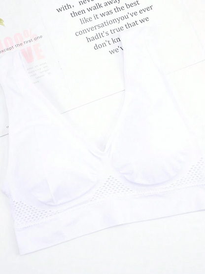 Ventilate Mesh Medium Support Plus Size Wireless Sports Bra White