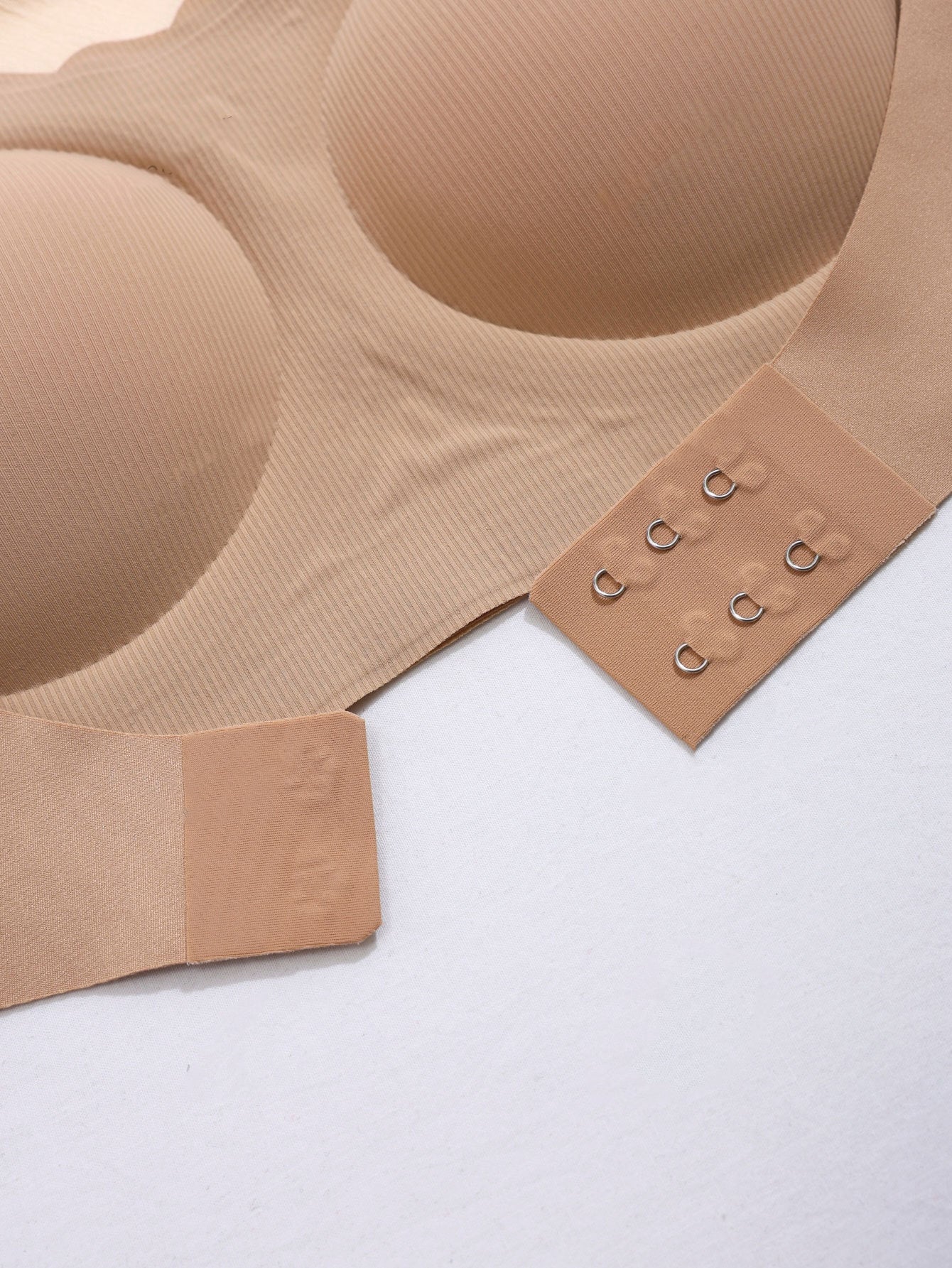 Wire-free Comfort Pleated Bandeau Bra Tan