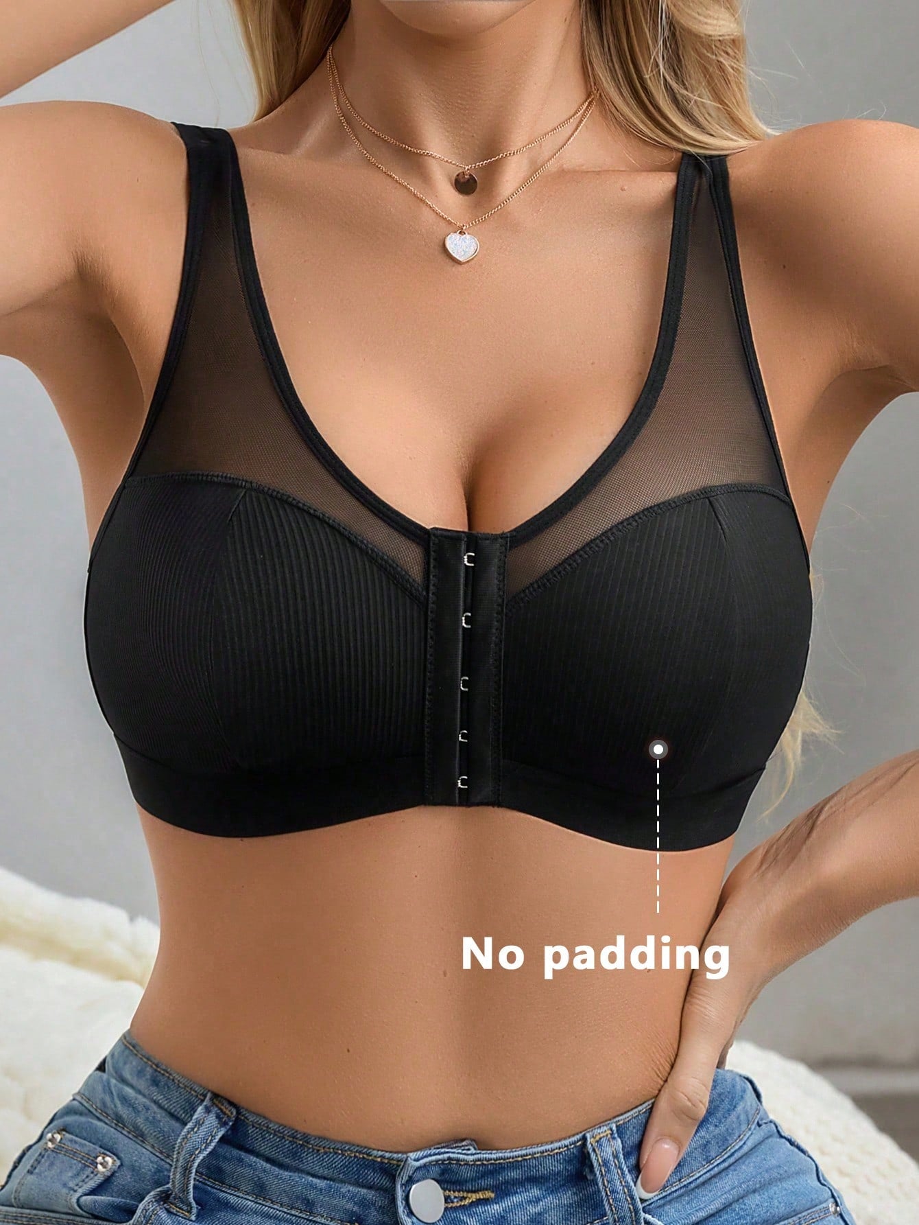 Breathable Mesh and Ribbed Front Closure Push-Up Bra